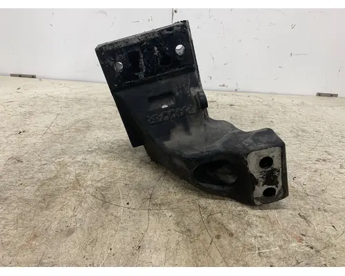 PACCAR A85-6136R cab mounts