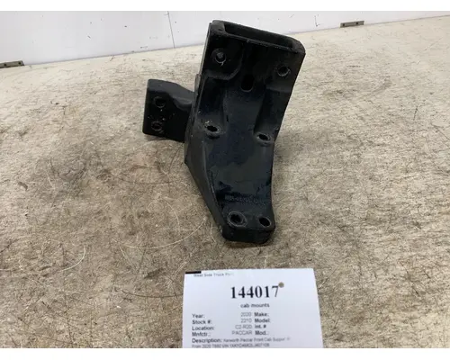 PACCAR A85-6136R cab mounts