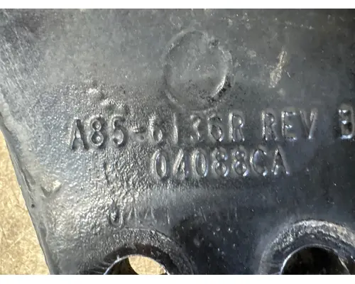 PACCAR A85-6136R cab mounts