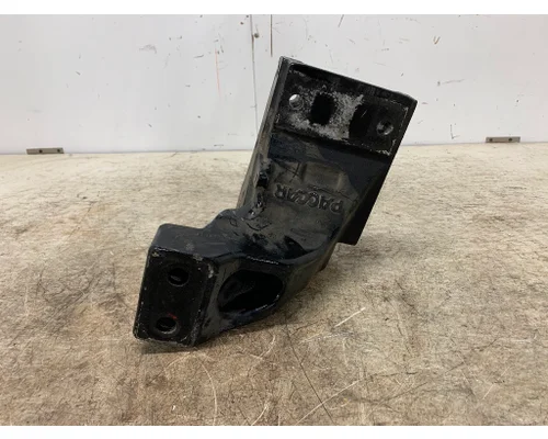 PACCAR A85-6136 cab mounts