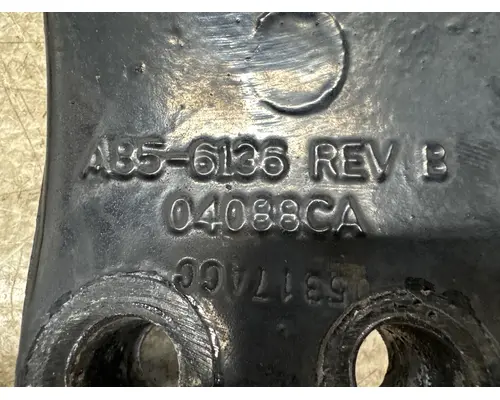 PACCAR A85-6136 cab mounts