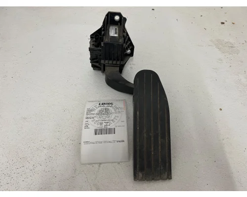 PACCAR D21-6021-100 Fuel Pedal Assembly