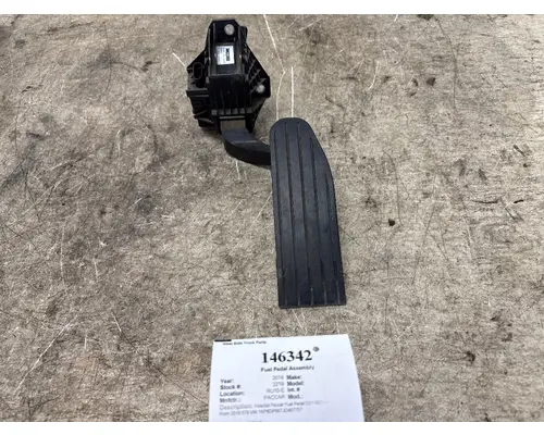 PACCAR D21-6021-300 Fuel Pedal Assembly