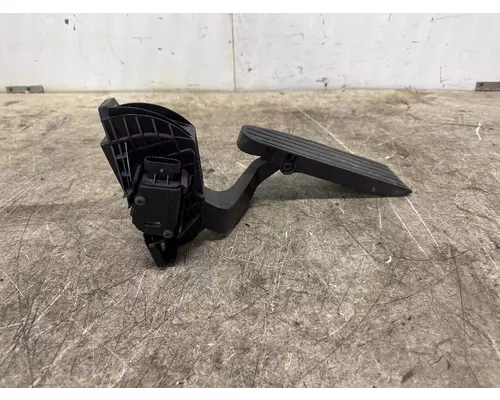 PACCAR D21-6034-300 Fuel Pedal Assembly