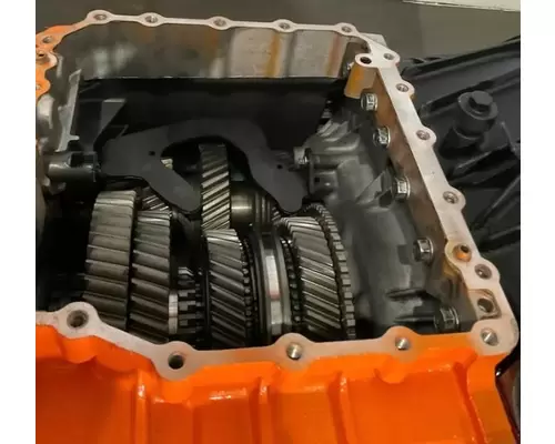 PACCAR EEO-18F112C Transmission Assembly