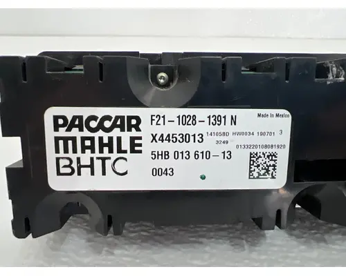 PACCAR F21-1028-1391 Temperature Control