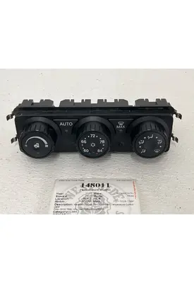 PACCAR F21-1028-13B1 Temperature Control