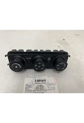 PACCAR F21-1028-13B1 Temperature Control