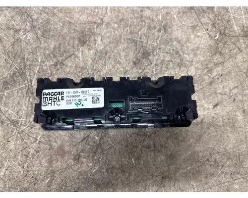 PACCAR F21-1047-20012 Temperature Control