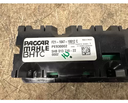 PACCAR F21-1047-20012 Temperature Control