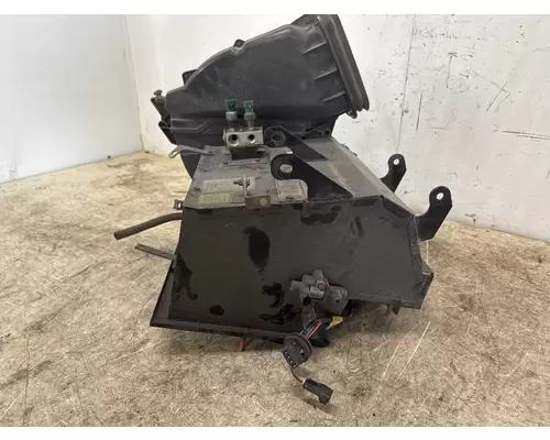 PACCAR F31-1064-12101 Heater Assembly