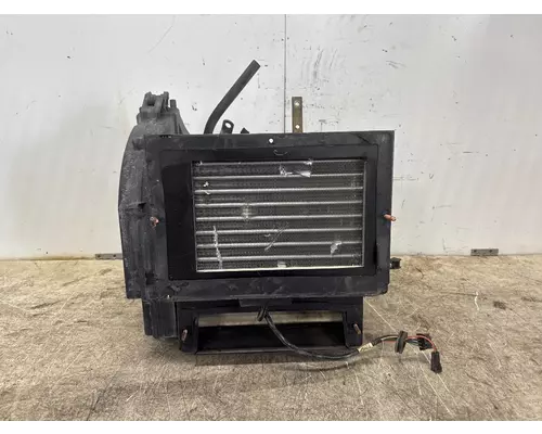 PACCAR F31-1064-12101 Heater Assembly