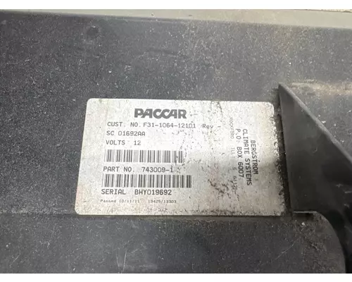 PACCAR F31-1064-12101 Heater Assembly