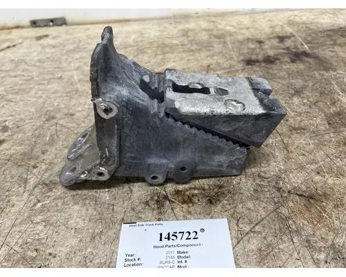 PACCAR L85-6130 Hood PartsComponents