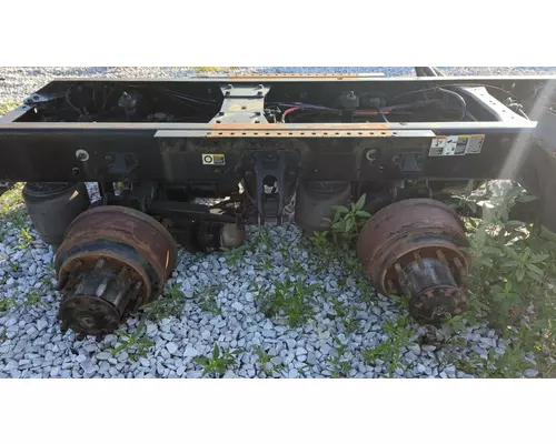 PACCAR LOW AIR NEW STYLE Cutoff Assembly (Complete With Axles)