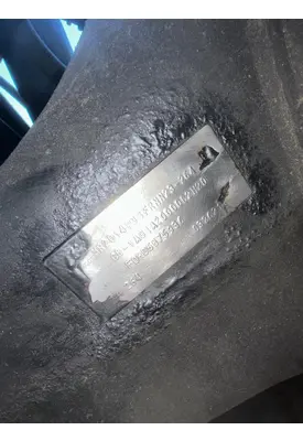 PACCAR MR2014P Rear End