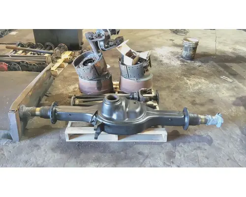 PACCAR MV2014P3 AXLE HOUSING, REAR (FRONT)