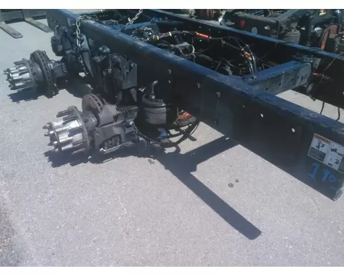 PACCAR MV2014PR279 CUTOFF - TANDEM AXLE