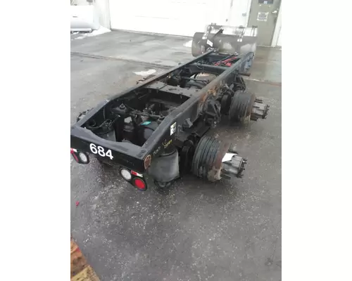 PACCAR MV2014PR325 CUTOFF - TANDEM AXLE