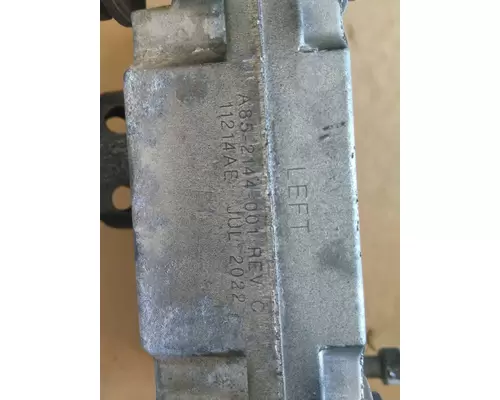 PACCAR MX-11 ENGINE MOUNTS, ENGINE (REAR)