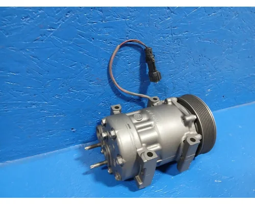 PACCAR MX-13 Air Conditioner Compressor