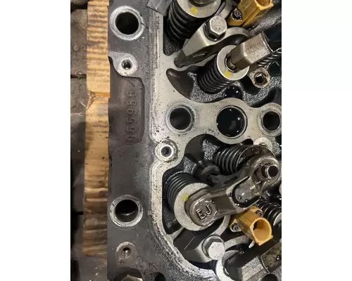 PACCAR MX 13 Cylinder Head