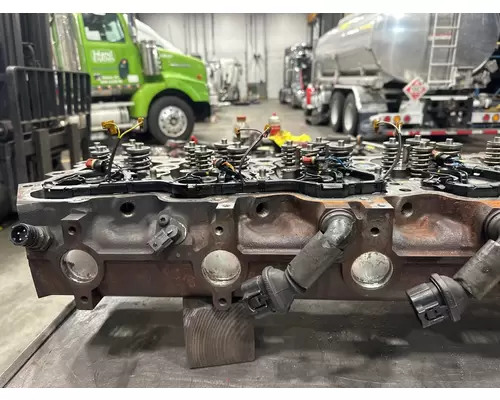 PACCAR MX-13 Cylinder Head