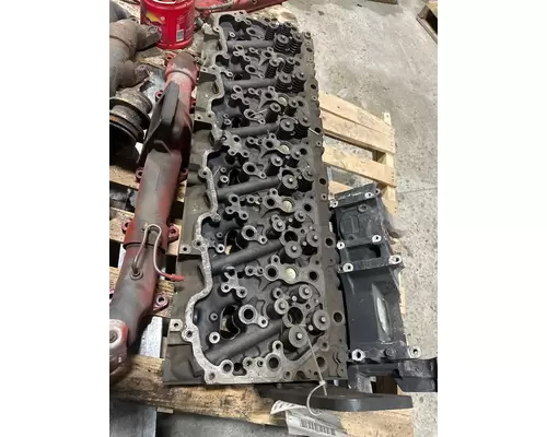 PACCAR MX-13 Cylinder Head