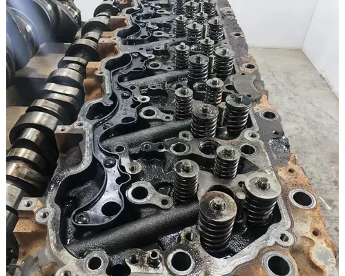 PACCAR MX-13 Cylinder Head