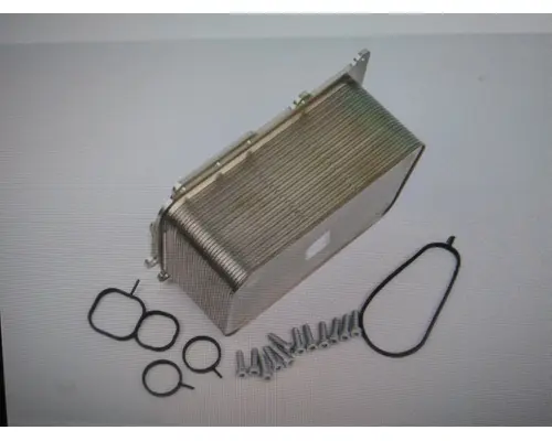 PACCAR MX-13 ENGINE OIL COOLER