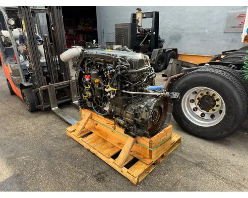 PACCAR MX-13 Engine Assembly