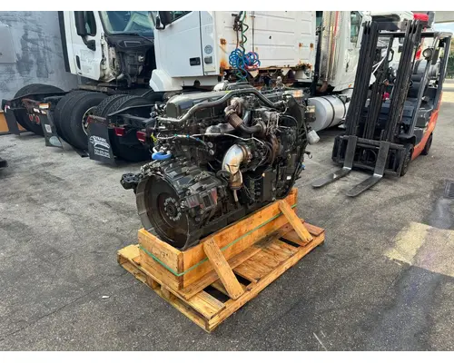 PACCAR MX-13 Engine Assembly