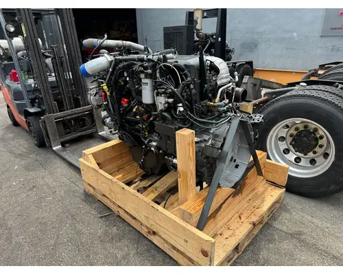 PACCAR MX-13 Engine Assembly