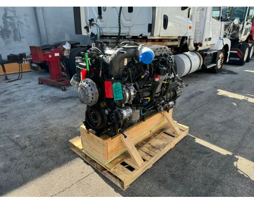 PACCAR MX-13 Engine Assembly