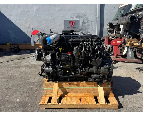 PACCAR MX-13 Engine Assembly