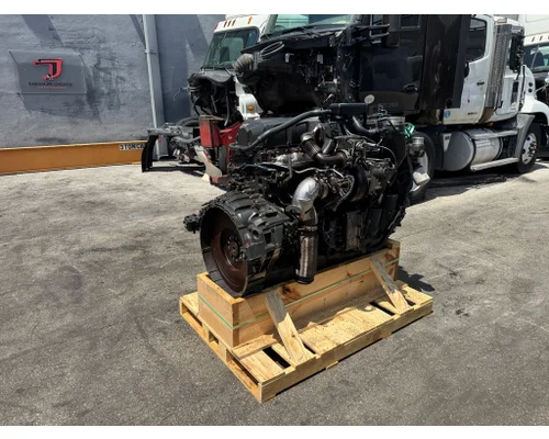 PACCAR MX-13 Engine Assembly