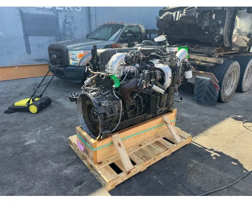 PACCAR MX-13 Engine Assembly