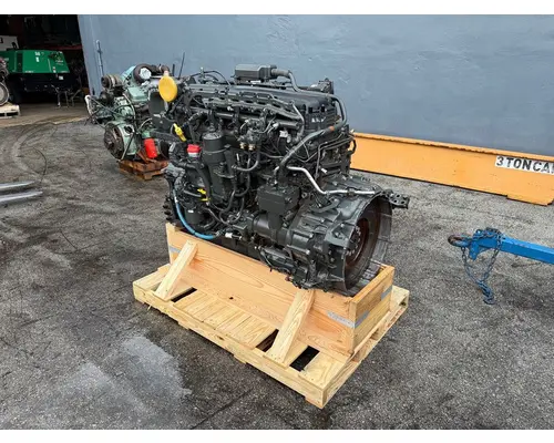 PACCAR MX-13 Engine Assembly