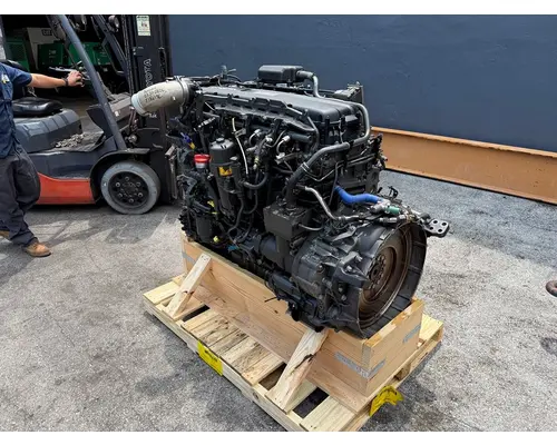 PACCAR MX-13 Engine Assembly