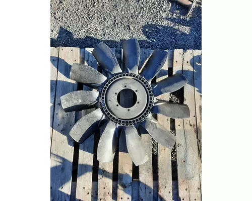 PACCAR MX-13 FAN COOLING