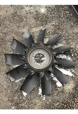 PACCAR MX-13 FAN COOLING