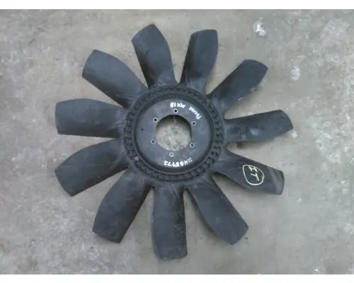PACCAR MX-13 FAN COOLING