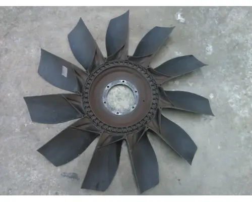 PACCAR MX-13 FAN COOLING