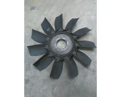 PACCAR MX-13 FAN COOLING