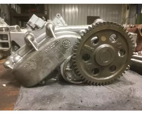 PACCAR MX-13 OIL PUMP