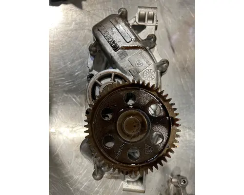 PACCAR MX 13 Oil Pump