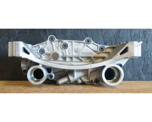PACCAR MX-13 Oil Pump