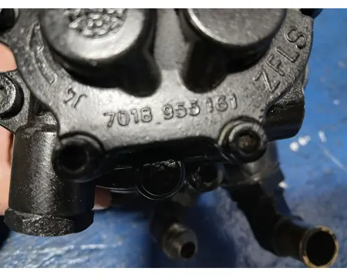 PACCAR MX-13 Power Steering Pump