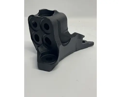PACCAR MX11 Engine Mounts