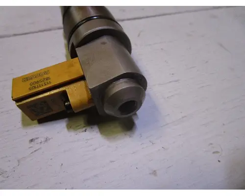 PACCAR MX13_1825900 Fuel Injector